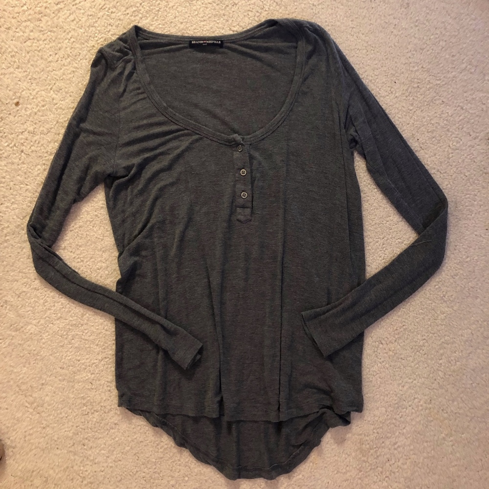 Brany Melville Soft Longsleve T-Shirt